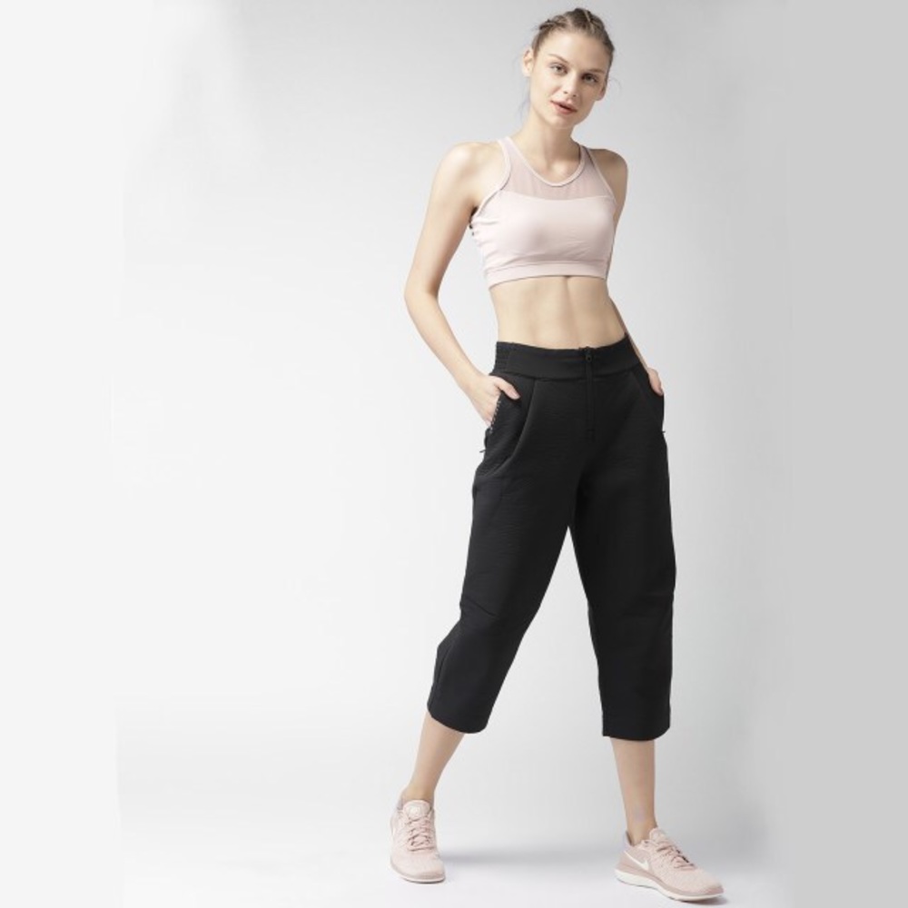 NIKE 3/4 Length Track Pants